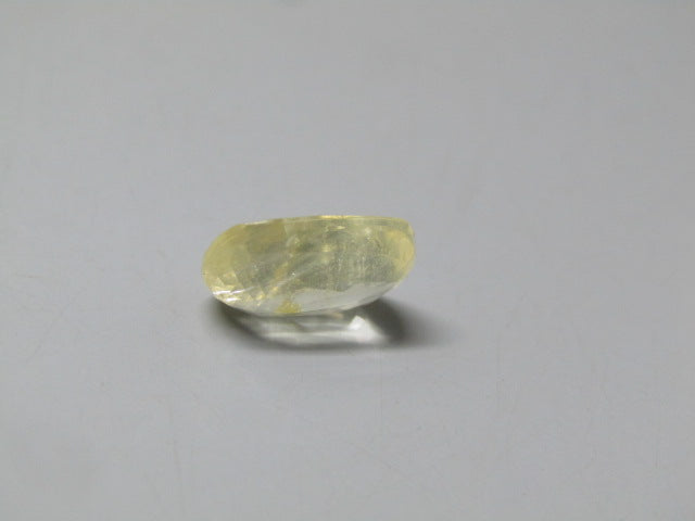 Yellow Sapphire (PUKHRAJ) Stone Ceylon 4.6 carats