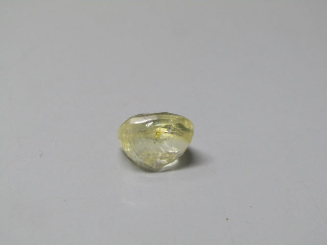 Yellow Sapphire (PUKHRAJ) Stone Ceylon 5.4 carats