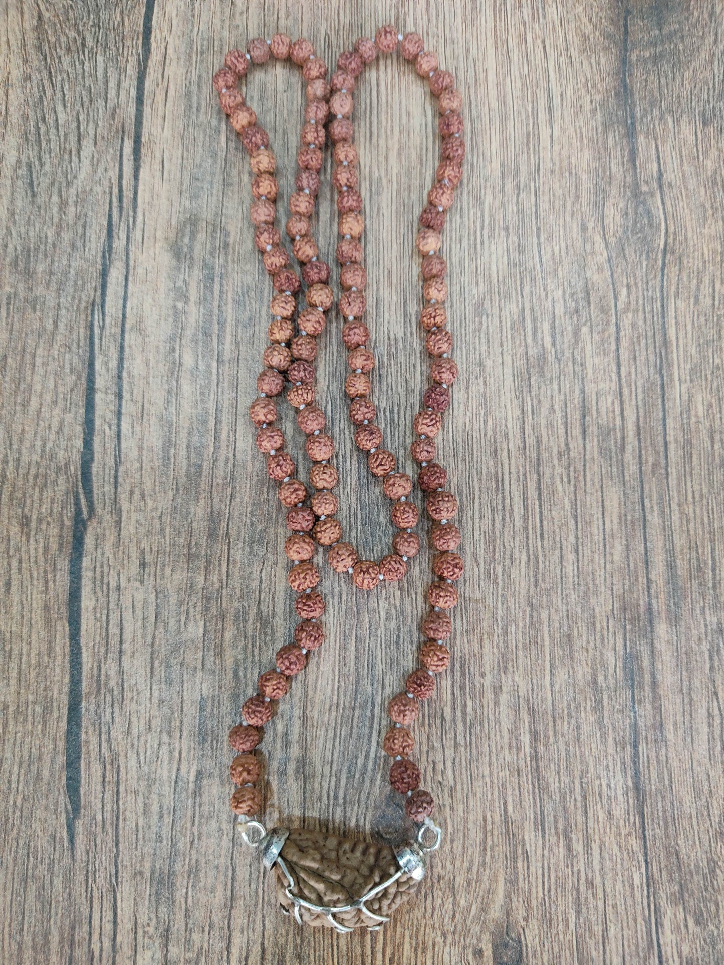 1 Mukhi Certified Original Rudraksha Mala ready to wear metal cap