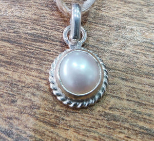 Moti Pearl Silver locket pendant