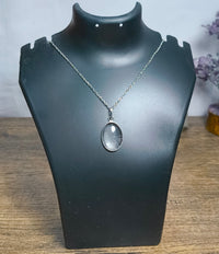 sphatik crystal pendant