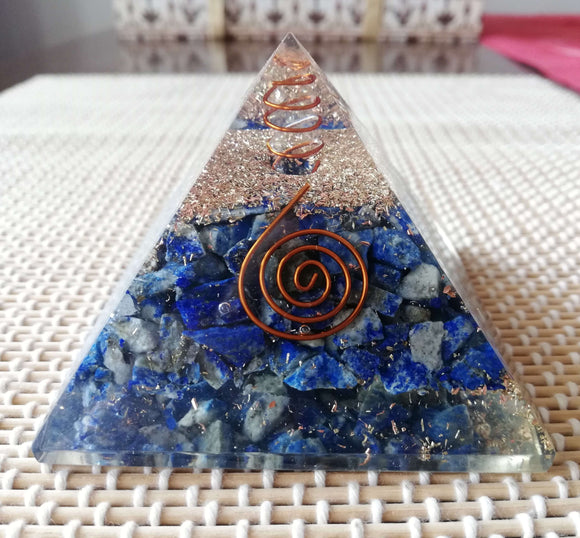 Orgone Reiki Lapis Lazuli pyramid