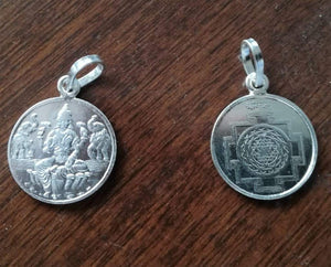 shree yantra silver pendant lakshmi